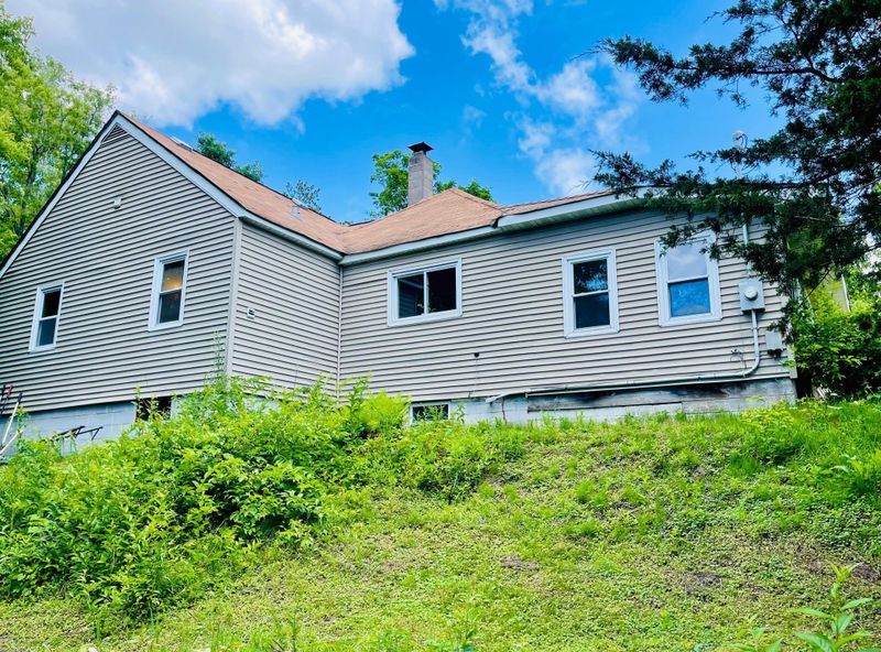 321 SW 2nd Ave, Grand Rapids, MN 55744