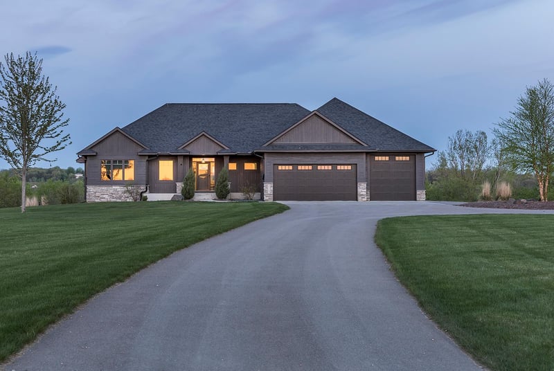 27143 Vergus Ave, New Prague, MN 56071