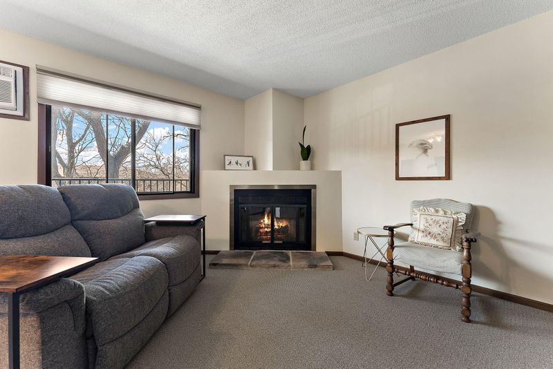7301 W 101st St #319, Bloomington, MN 55438