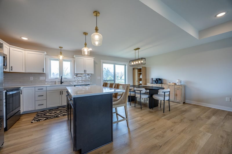 439 Spring Day Ave NE, Eyota, MN 55934