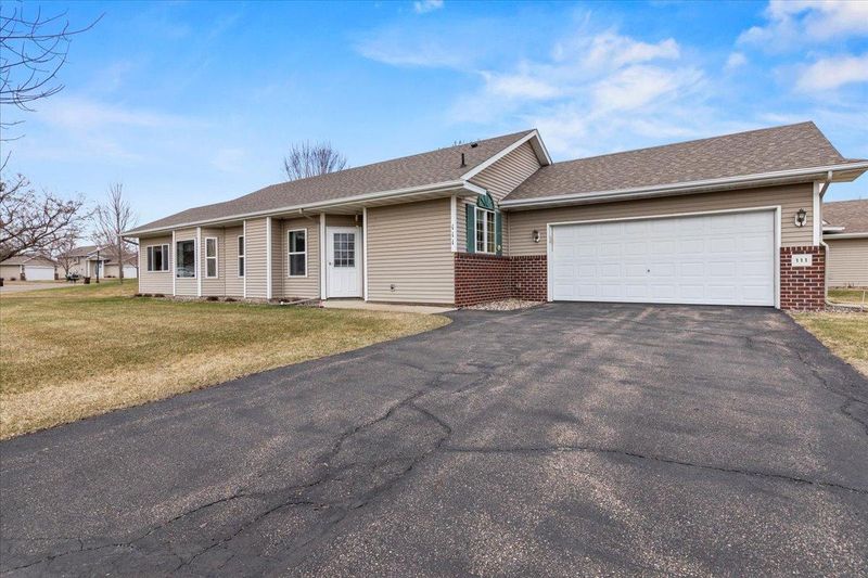 111 Garner Cir, Montrose, MN 55363
