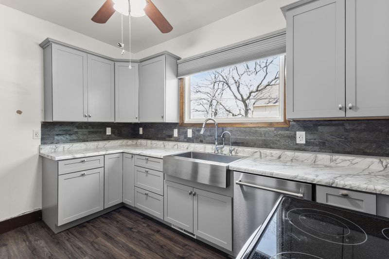 3301 Yosemite Ave S, Saint Louis Park, MN 55416