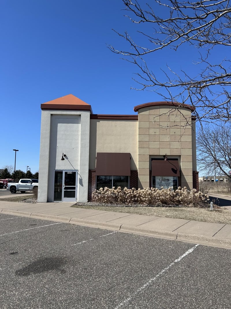 5920 Neal Ave N, Oak Park Heights, MN 55082