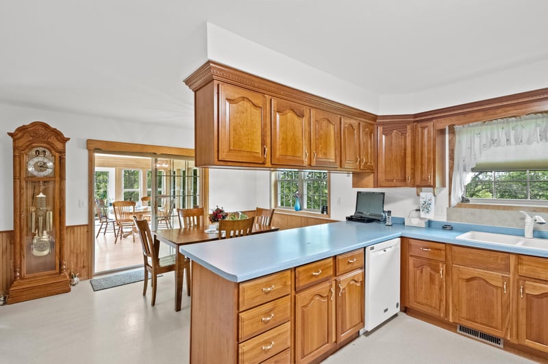 20437 County Highway 65, Henning, MN 56551