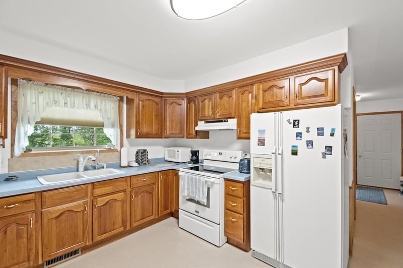 20437 County Highway 65, Henning, MN 56551