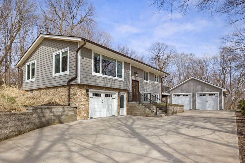 9470 Roy Rd, Independence, MN 55328