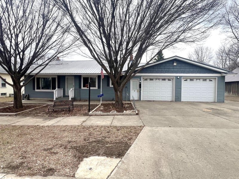 504 Oak St, Danube, MN 56230