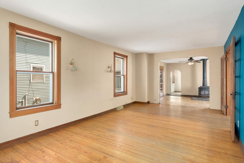 715 Maple St W, Stillwater, MN 55082