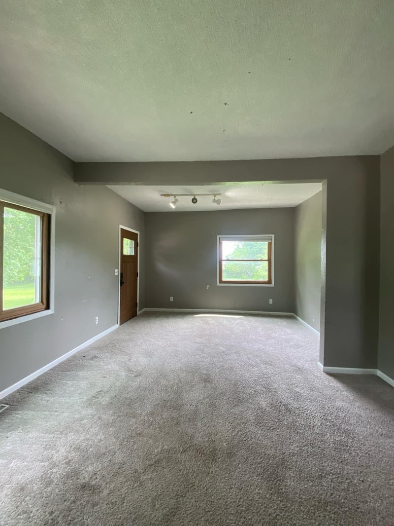 104 NE 3rd St, Buffalo Lake, MN 55314