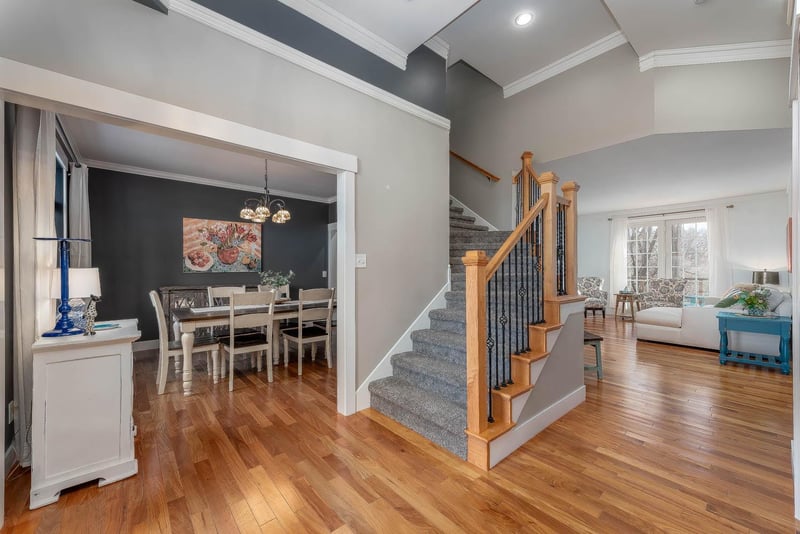 2110 Coventry Ln, North Mankato, MN 56003