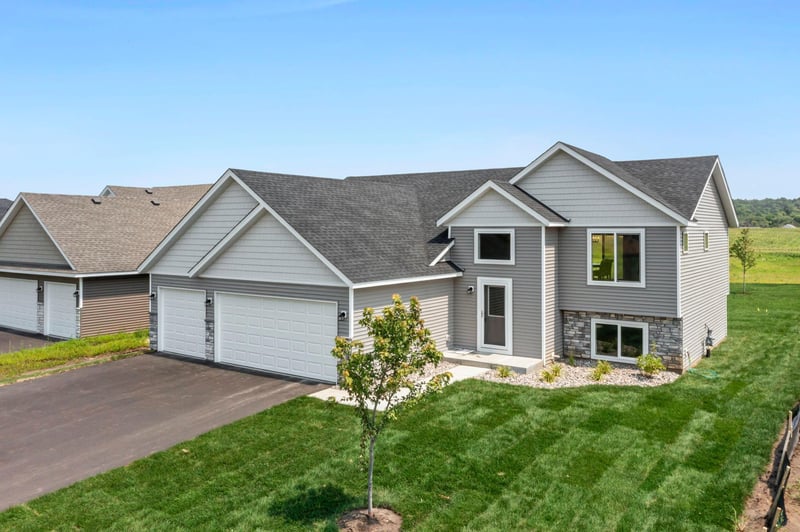 30410 72nd Avenue Way, Cannon Falls, MN 55009