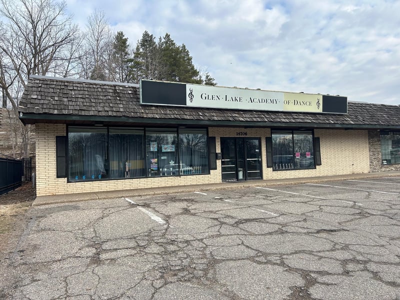 14704 Excelsior Blvd, Minnetonka, MN 55345