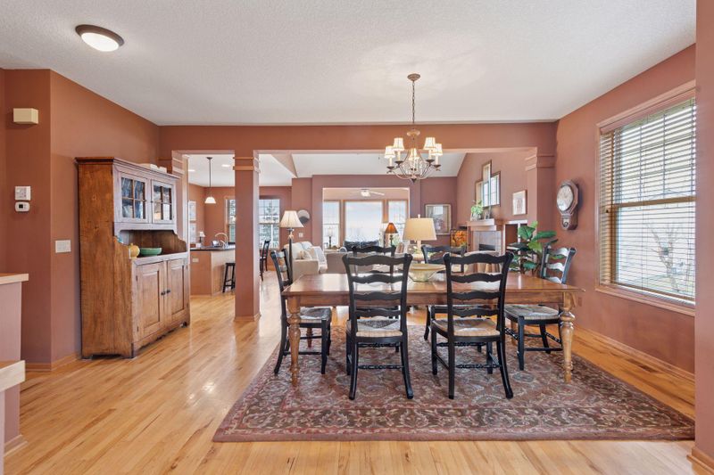 7707 Vasserman Pl, Chanhassen, MN 55317