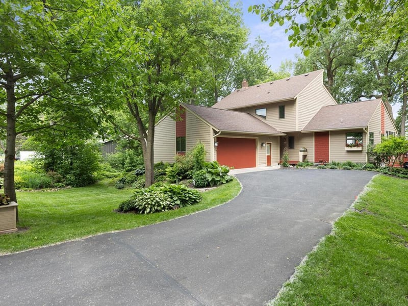 6790 W Shadow Lake Dr, Lino Lakes, MN 55014