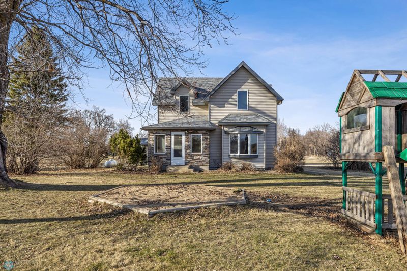 37406 County Highway 35, Dent, MN 56528