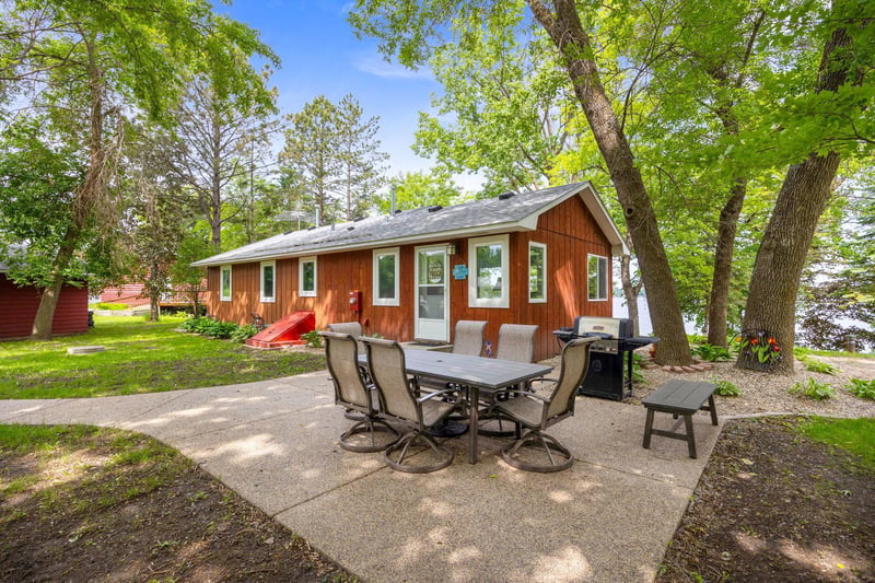 65902 211th St, Darwin, MN 55324