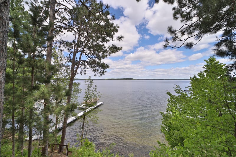 9302 Interlachen Rd, Nisswa, MN 56468