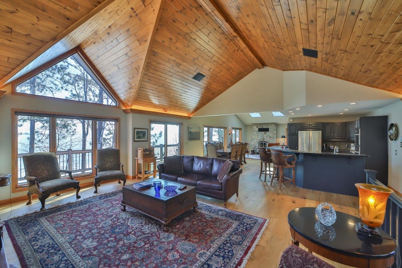 9302 Interlachen Rd, Nisswa, MN 56468