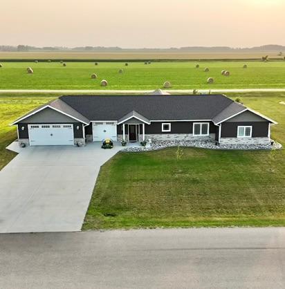 319 5 St NW, Ulen, MN 56585