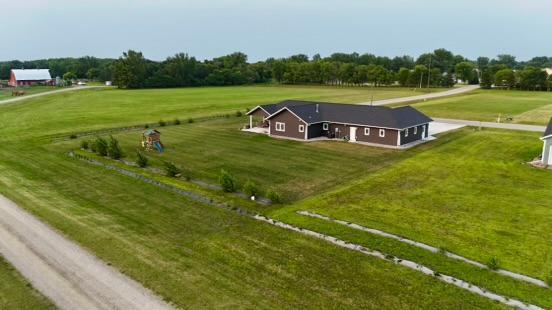 319 5 St NW, Ulen, MN 56585