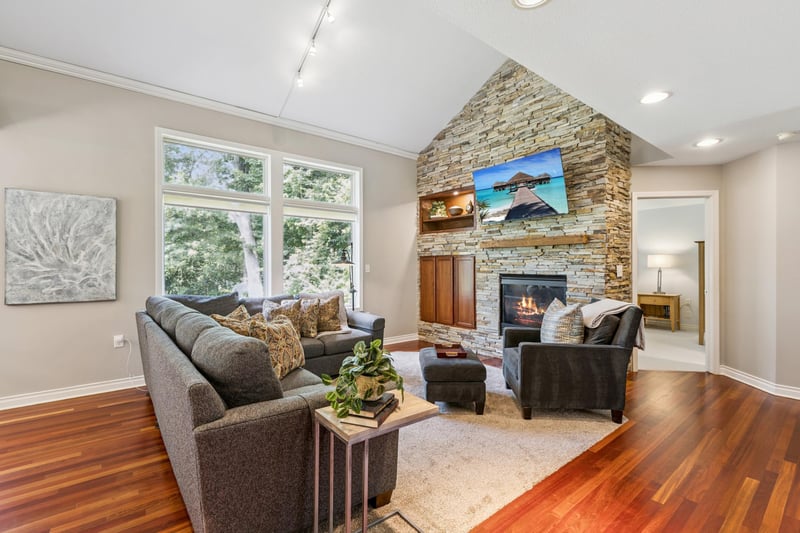 315 Russell Ln, Long Lake, MN 55356
