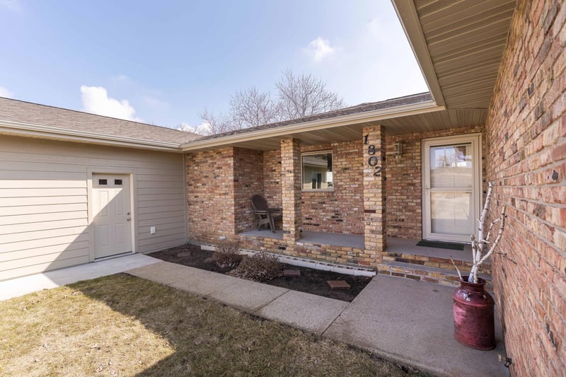 1802 Connell Dr, Fergus Falls, MN 56537