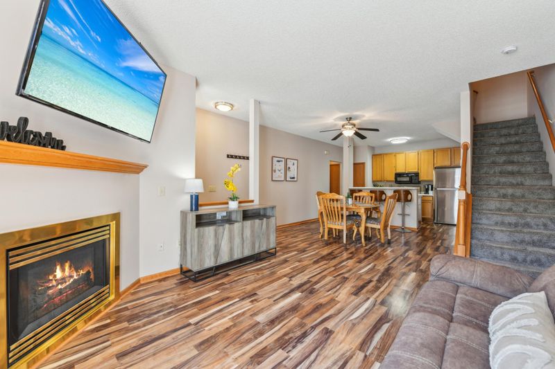 2692 Mallard Dr, Woodbury, MN 55125