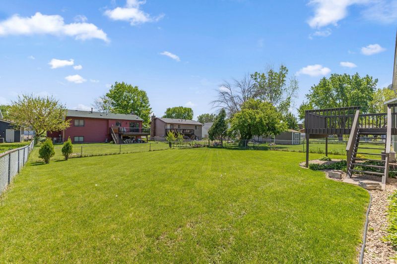 3224 Moray Ave, Vadnais Heights, MN 55127