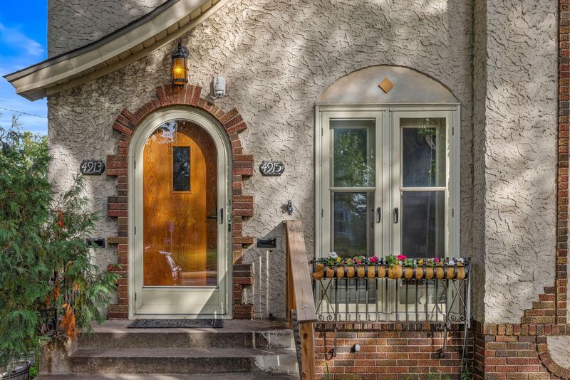4913 Chicago Ave, Minneapolis, MN 55417
