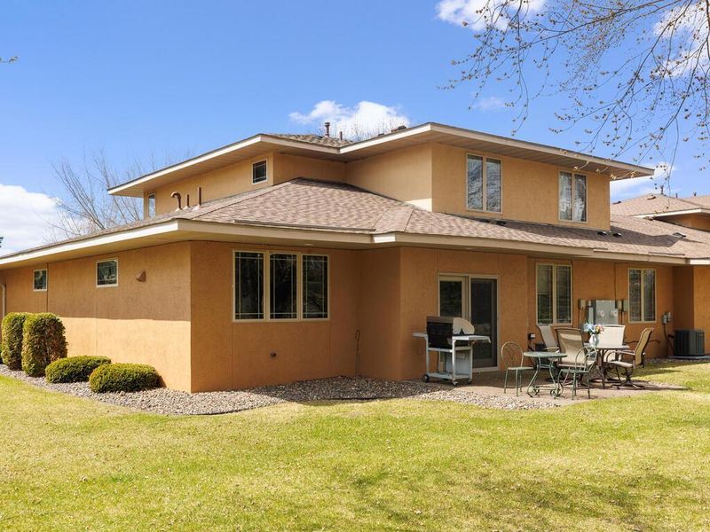1301 Prairie Creek Ln, Monticello, MN 55362