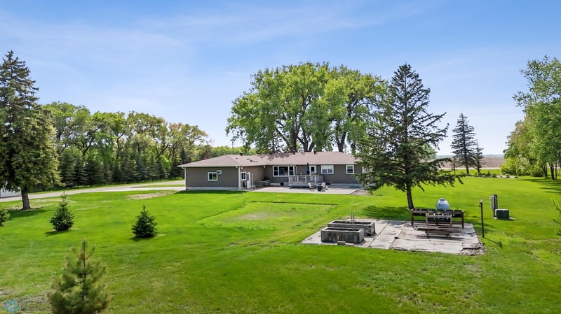2368 Highway 9 N, Glyndon, MN 56547