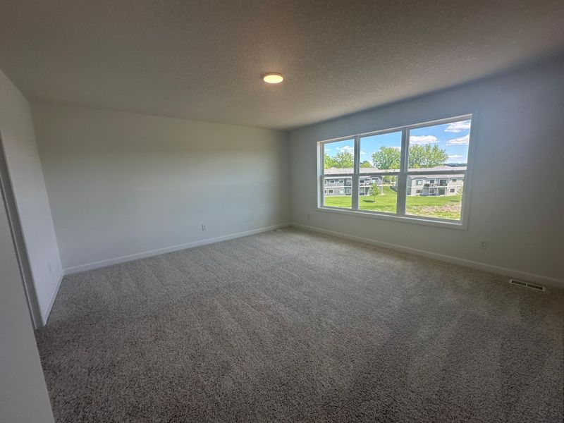 2428 Hadley Hills Dr NE, Rochester, MN 55906