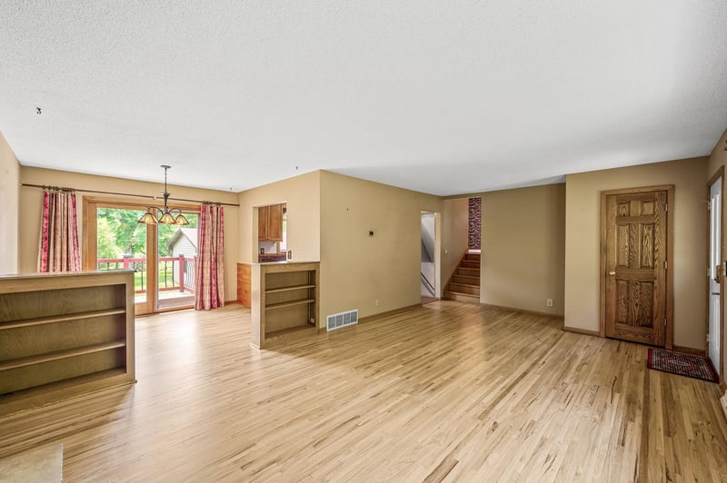 2235 Chestnut Rd, Hamel, MN 55340
