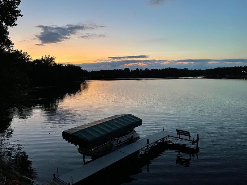 19558 Elmcrest Rd, Richmond, MN 56368