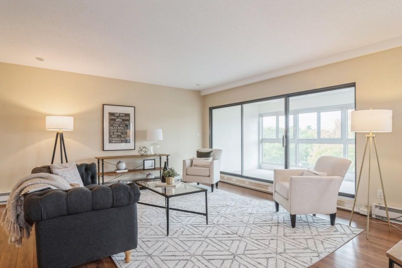 4075 West 51st St #403, Edina, MN 55424