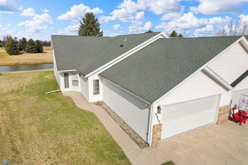3315 38th St S, Moorhead, MN 56560