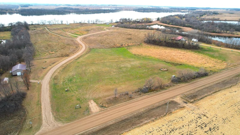 16510 Wolf Creek Rd NW, Evansville, MN 56326