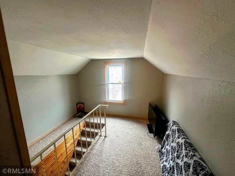 1103 Hilton Rd, Little Falls, MN 56345