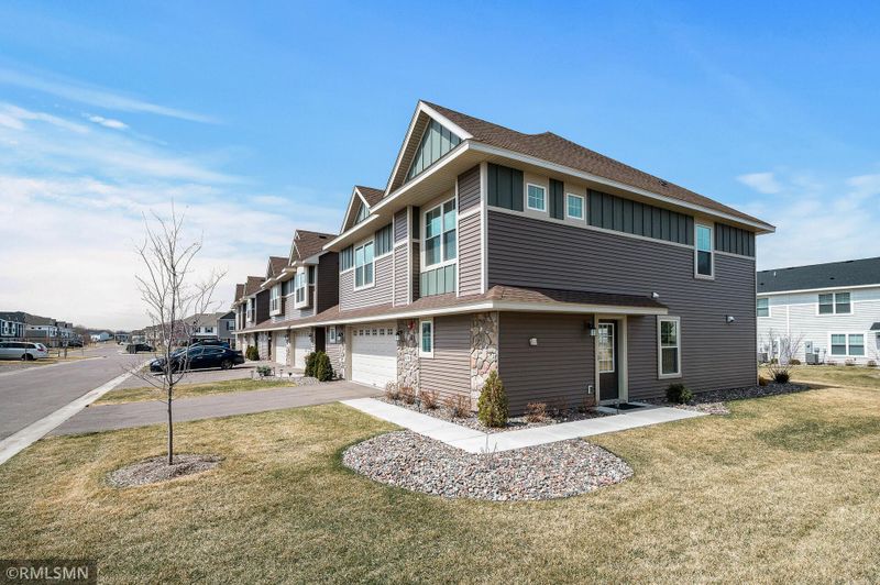 2173 Heron Ct, Lino Lakes, MN 55038