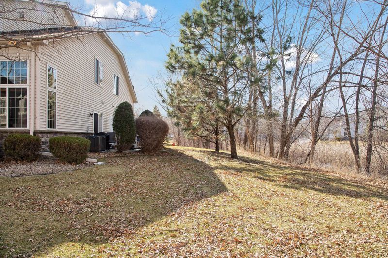 383 Arrowhead Dr, Circle Pines, MN 55014
