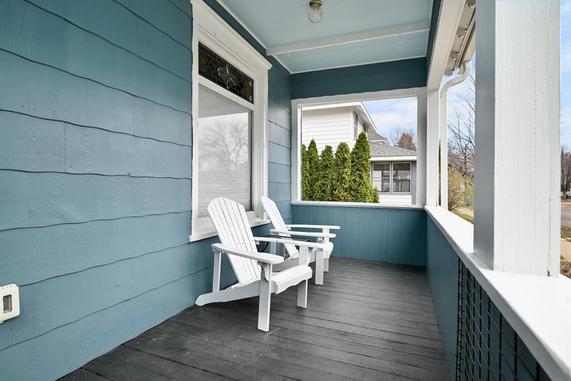 1116 W Mark St, Winona, MN 55987