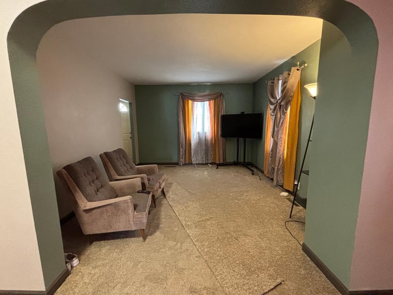 31 E Snelling Ave, Appleton, MN 56208
