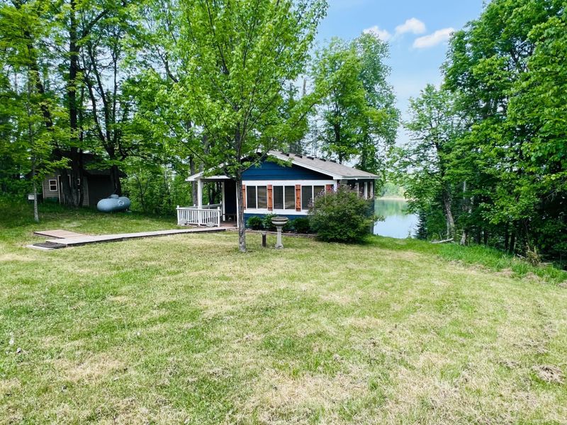 41820 Bald Eagle Dr, Bigfork, MN 56628