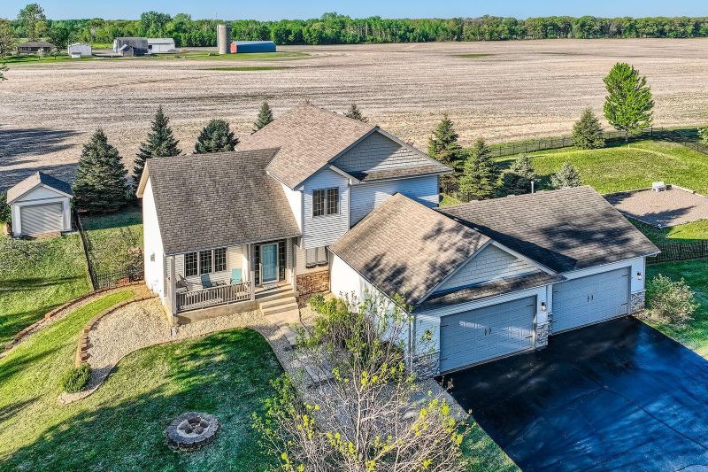 4544 161st Ave NE, Ham Lake, MN 55304
