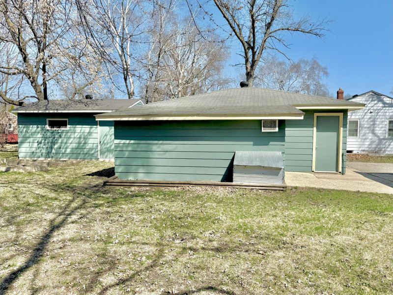 1216 15th St SW, Willmar, MN 56201