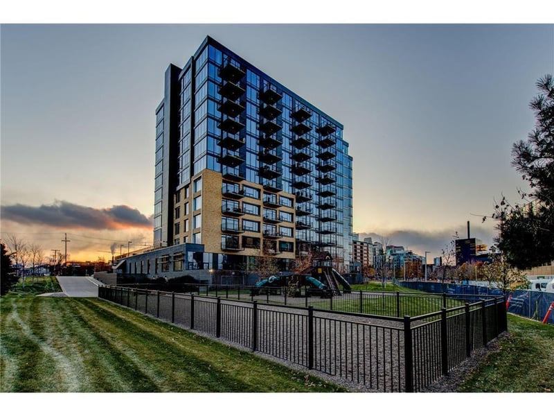 1120 S 2nd St #1210, Minneapolis, MN 55415