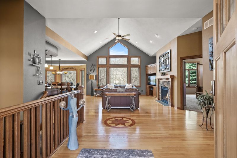 908 Oday Dr, Jordan, MN 55352