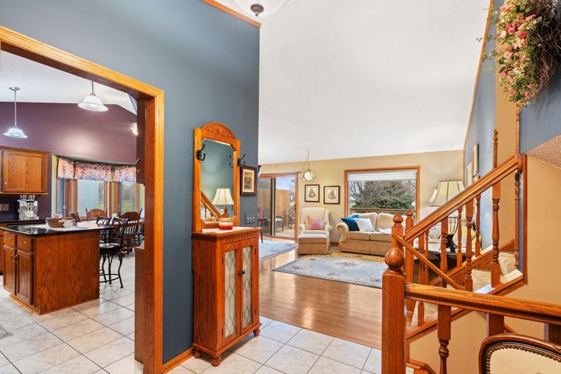 14640 Guthrie Ave, Apple Valley, MN 55124