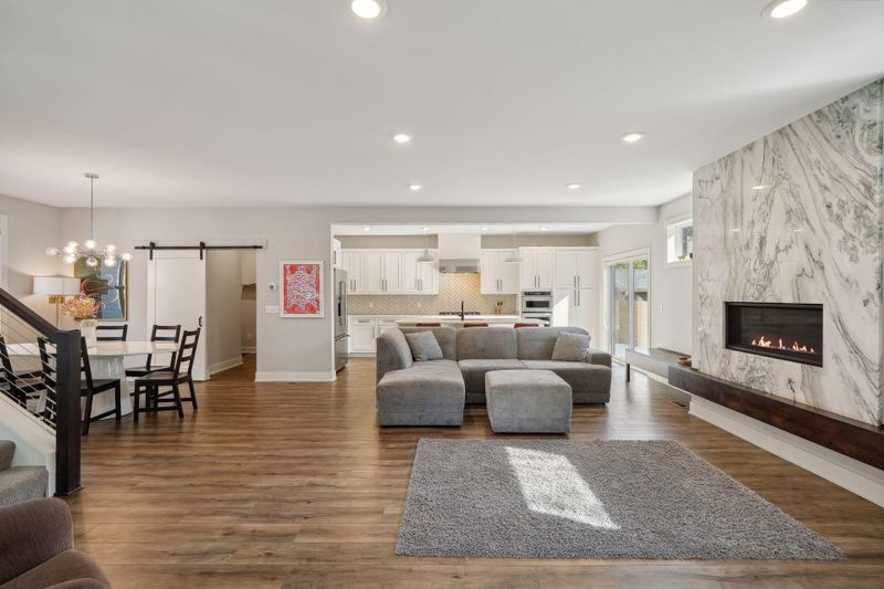 5925 York Ave S, Edina, MN 55410