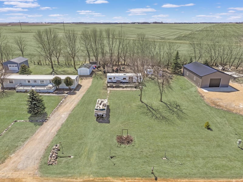 3 Pommier Ln, Garvin, MN 56132
